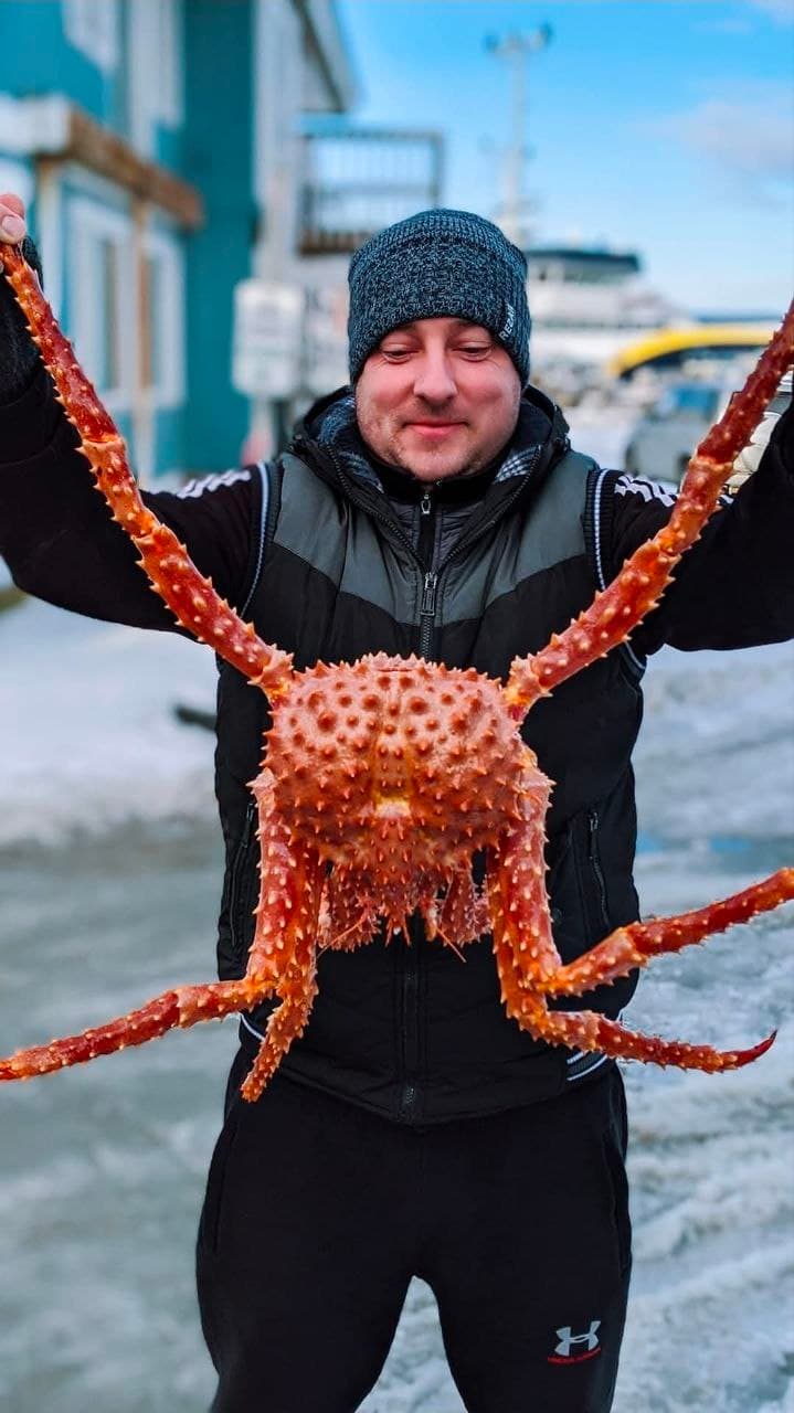 Работа на рыбной фабрике на Аляске: 12 часов смены, зарплата до $5 500 и честная реальность